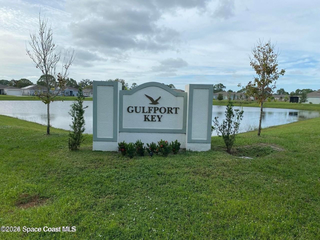 212 Alminar Ave Se - Photo 3 of 16