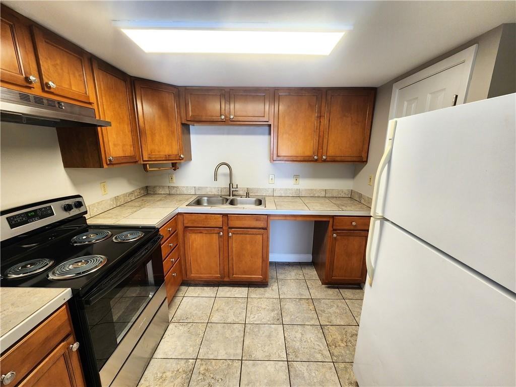 221 Melvyn Dr ##A - Photo 6 of 15