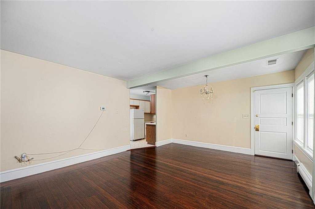 146 Grove St Apt 2l #2L - Photo 6 of 15