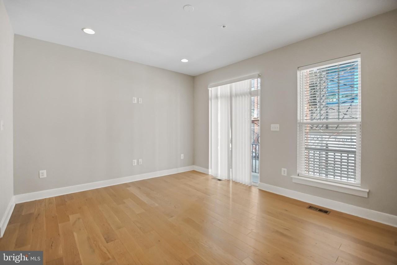 621 Parkside Pl Ne - Photo 7 of 46