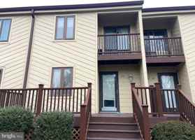 featured image of 99 Chatham Ct