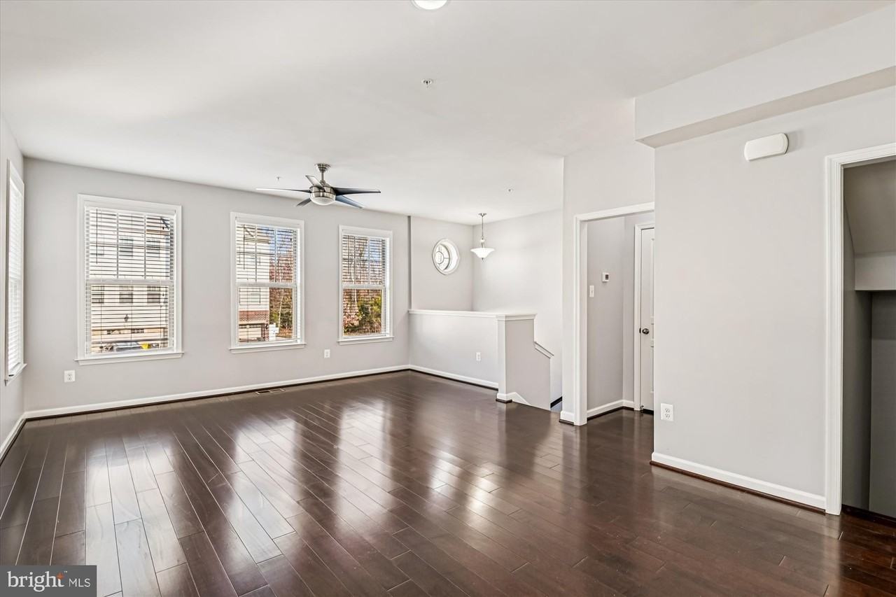 7523 Holly Ridge Dr - Photo 6 of 50