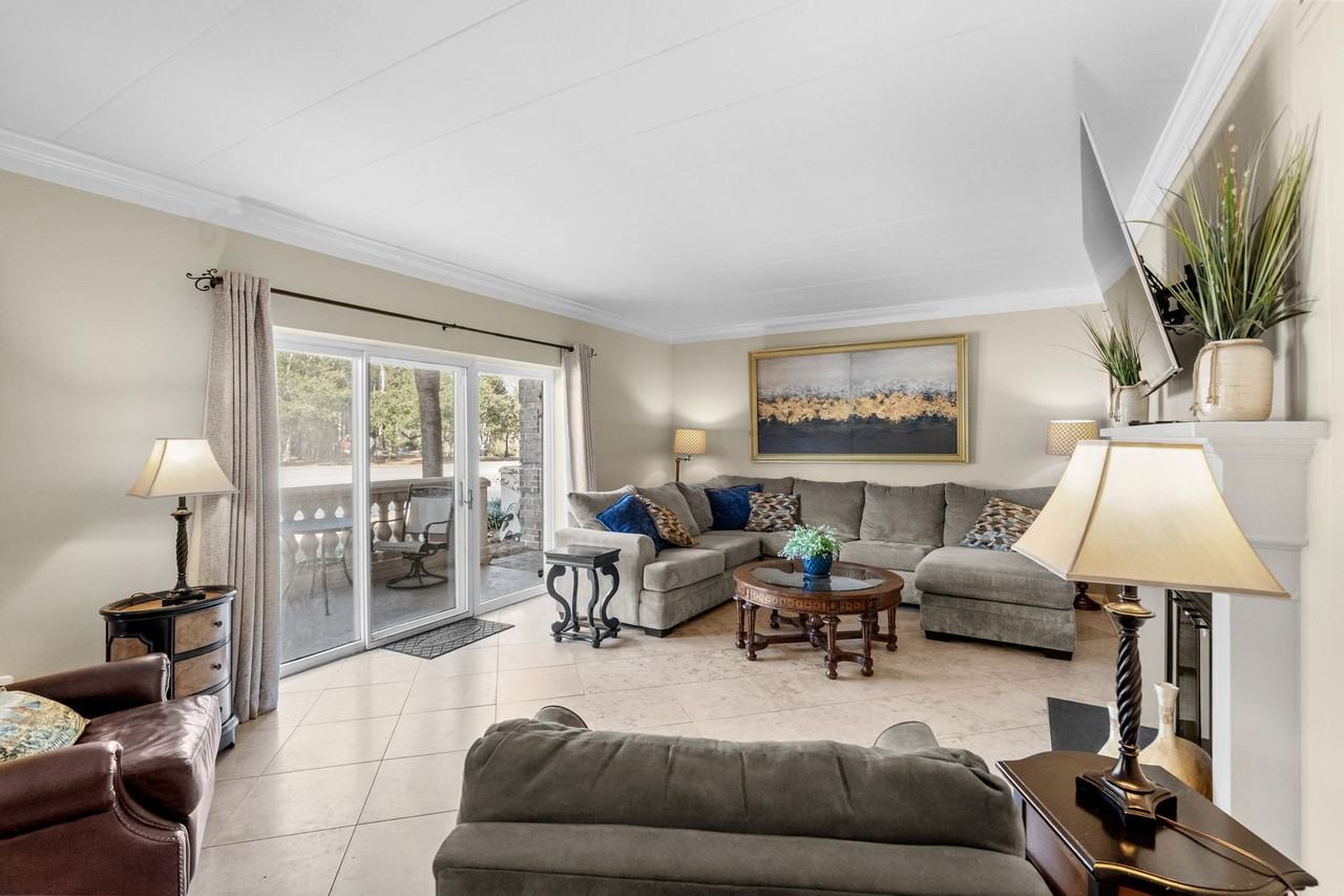 10100 Lakeshore Drive - B1Unit B1 #B1 - Photo 4 of 43