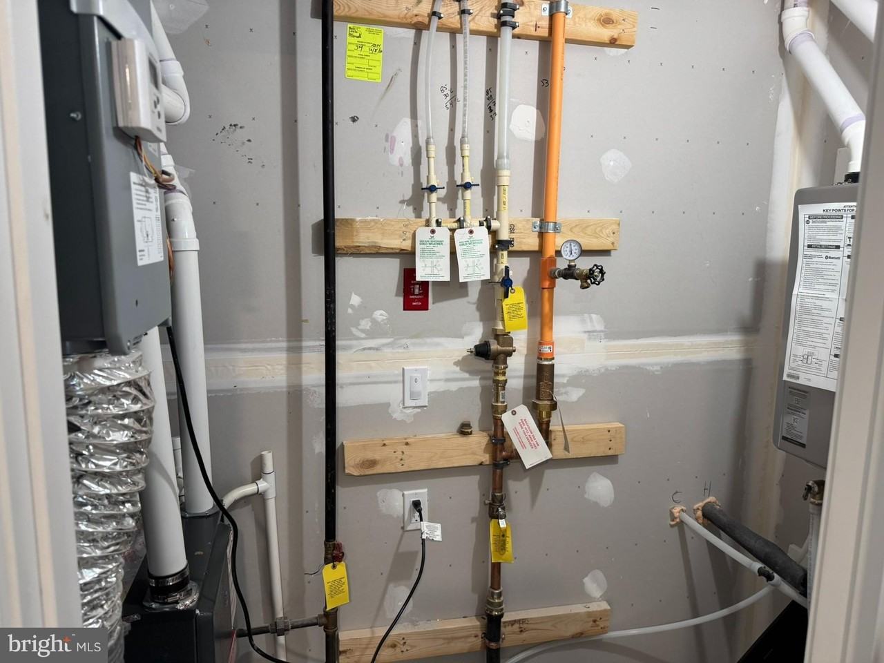 1809 Parham Way - Photo 7 of 50