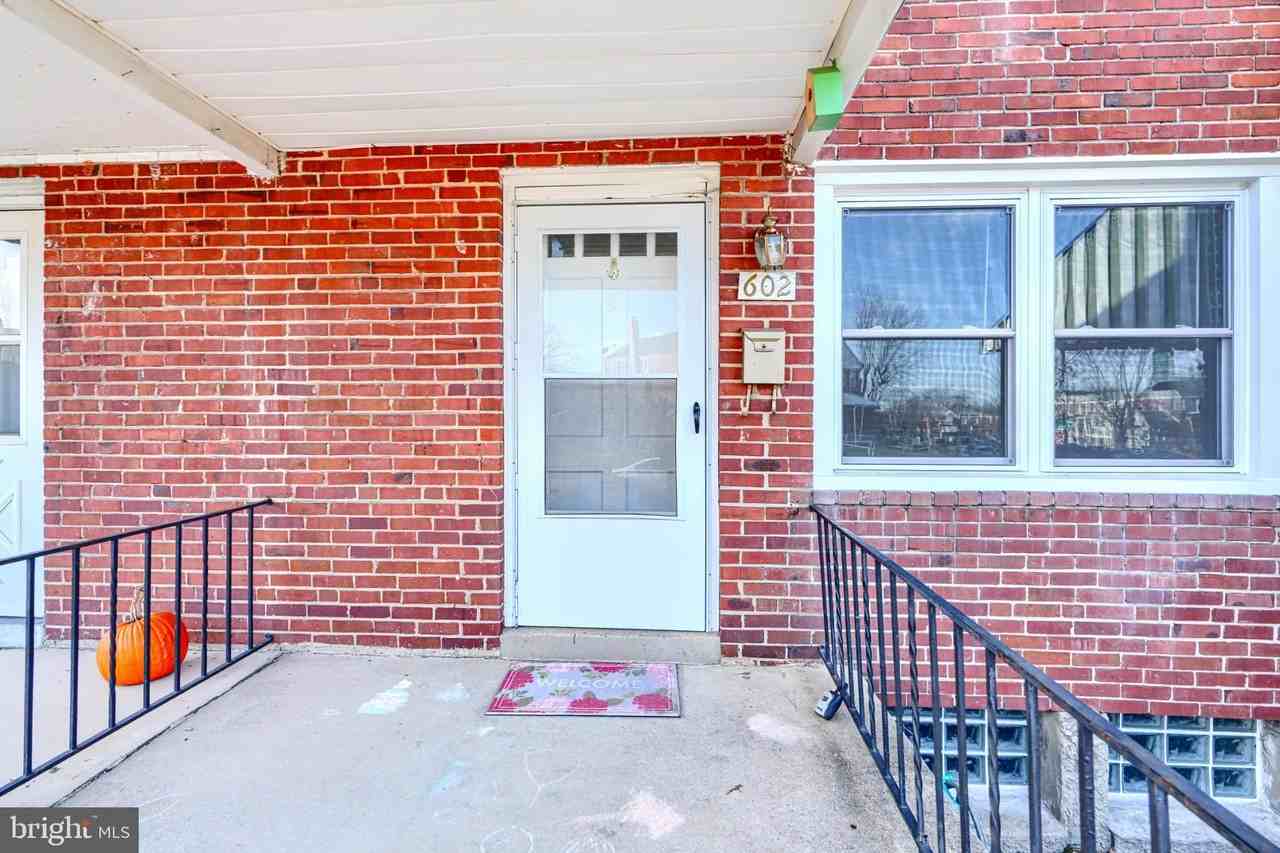 602 Aldworth Rd - Photo 3 of 27