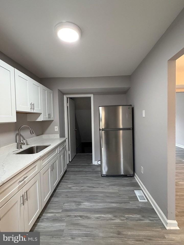 8534 Gradien Dr Unit 19h #19H - Photo 6 of 23