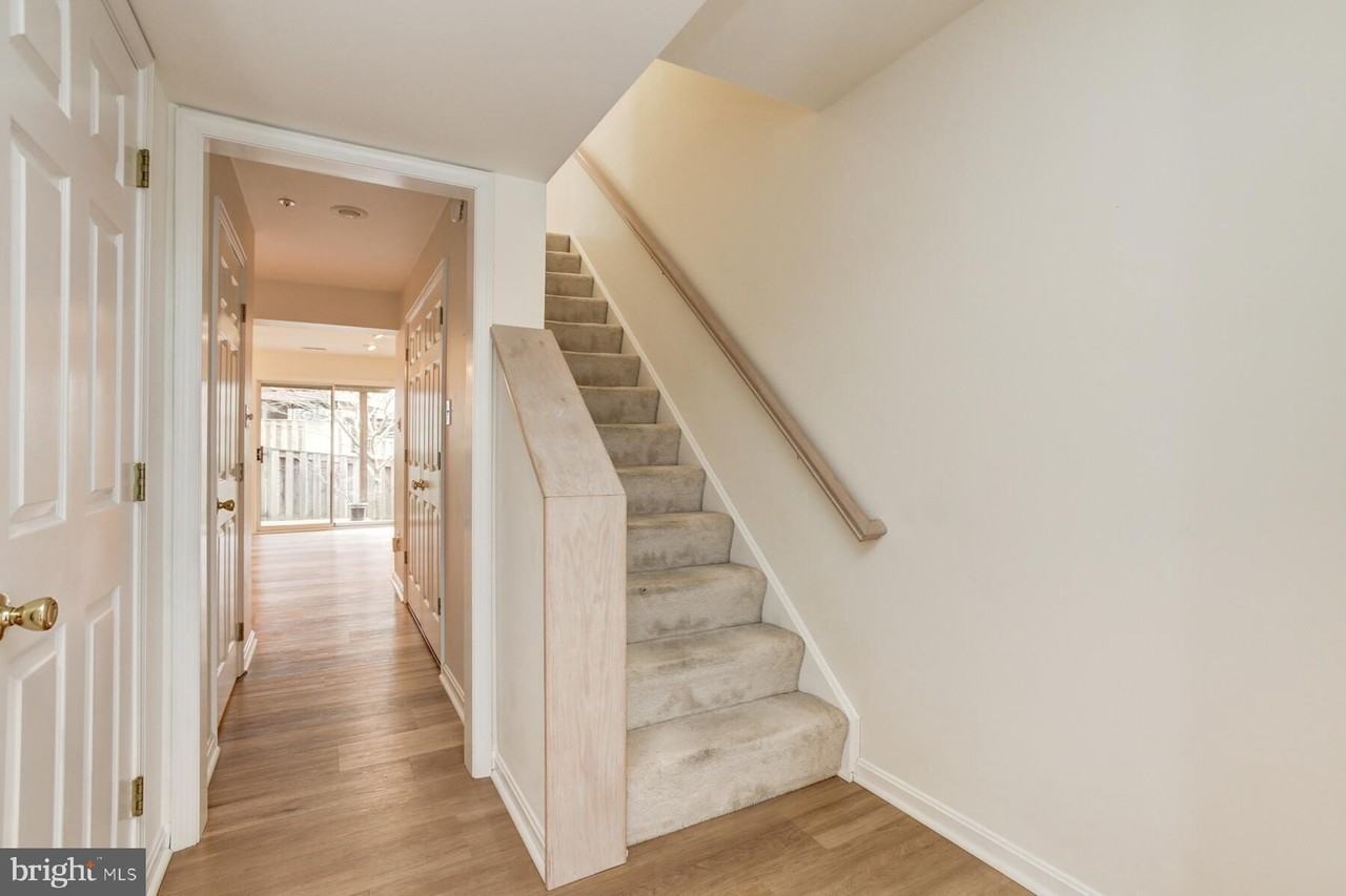 12207 Sleepy Horse Ln - Photo 3 of 27