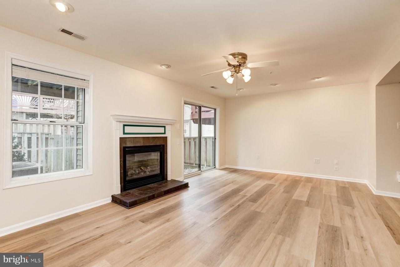 12207 Sleepy Horse Ln - Photo 4 of 27