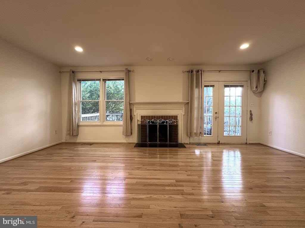 6042 Loganwood Dr - Photo 3 of 20