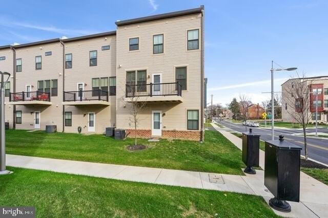 2715 Evansgreen Dr - Photo 3 of 45