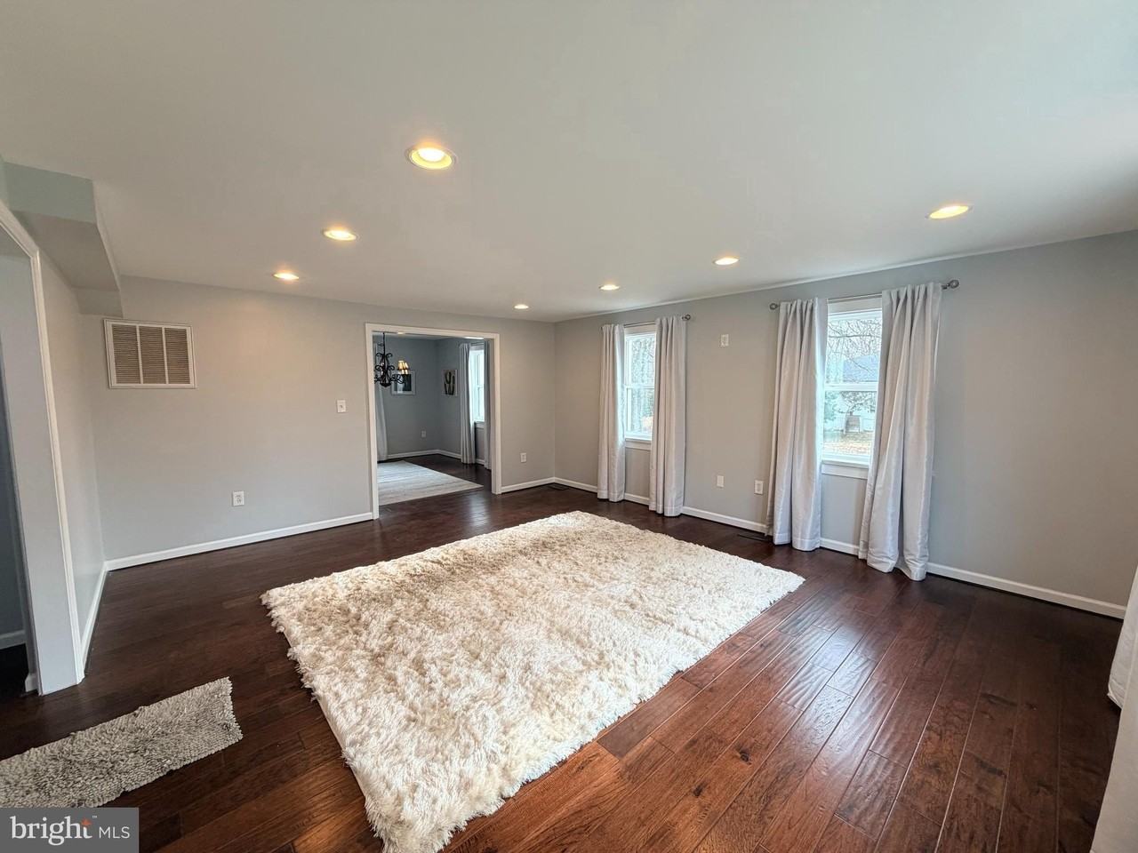 8710 Pamper Ln - Photo 2 of 35