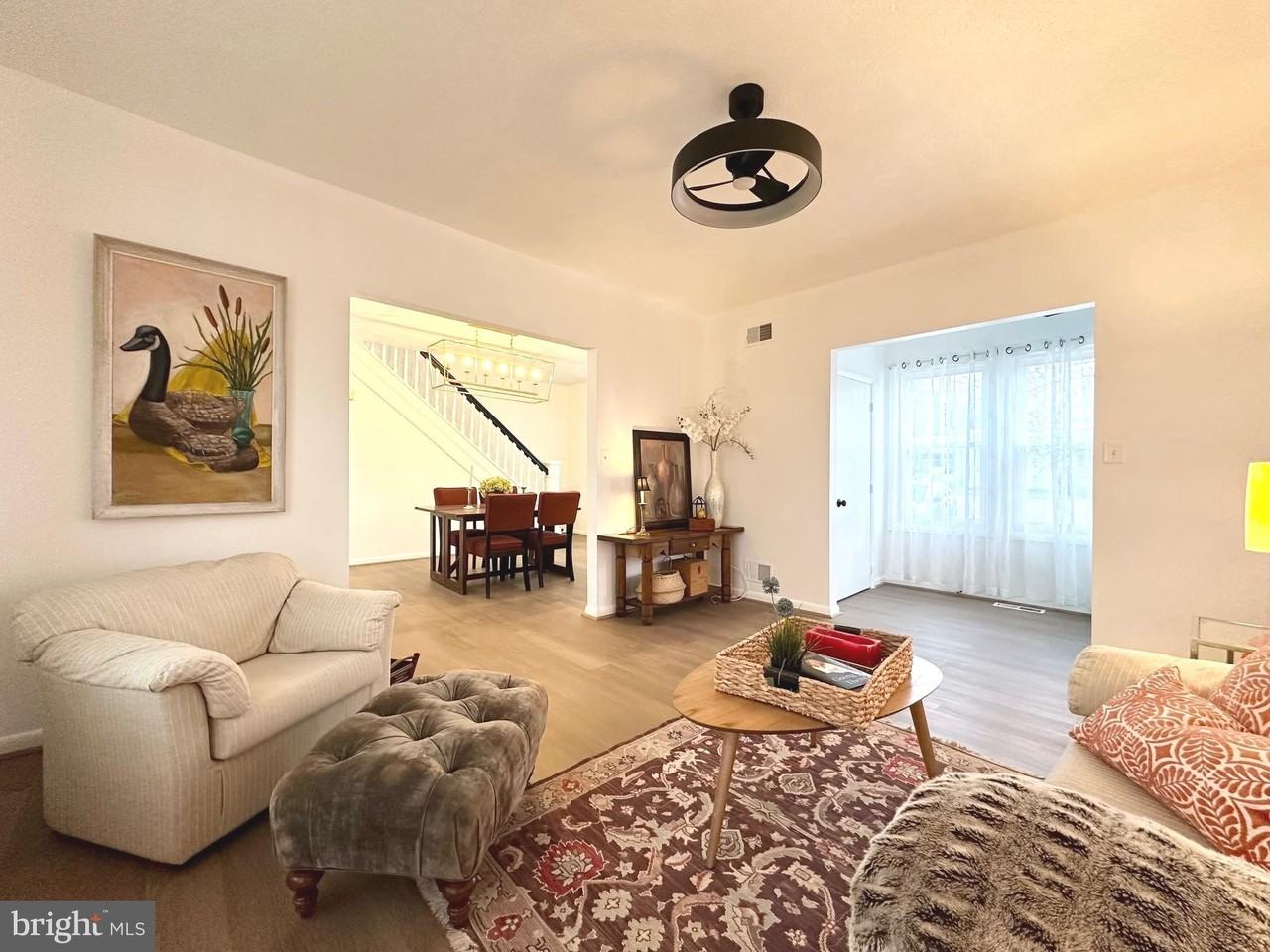 626 Maryland Ave - Photo 5 of 29