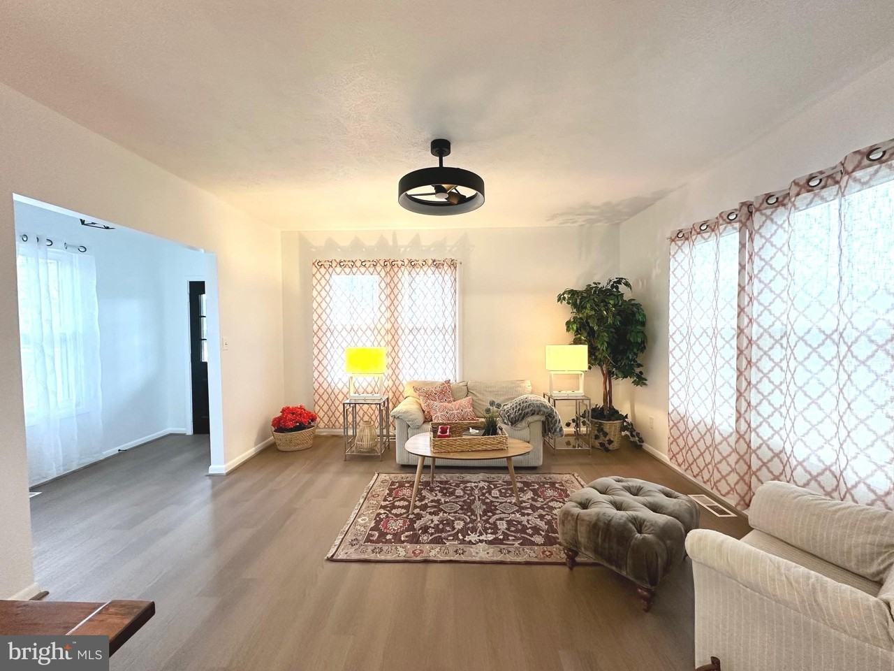 626 Maryland Ave - Photo 7 of 29