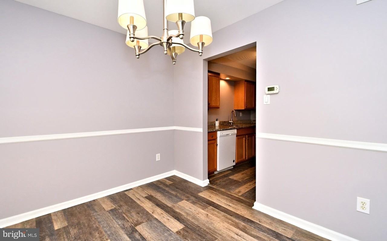 106 Westminster Ct - Photo 7 of 25