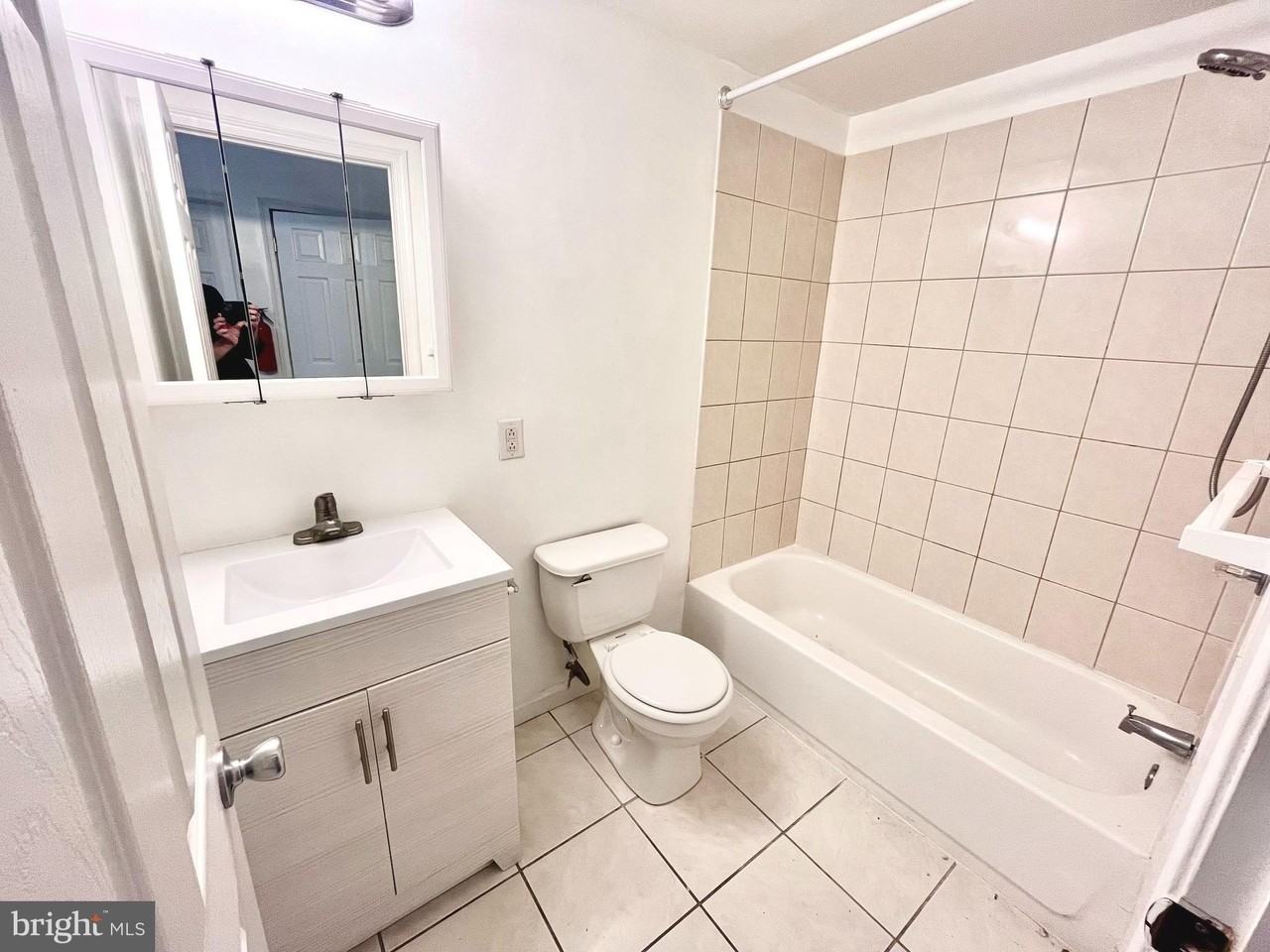 1537 W Stiles St Unit 1 #1 - Photo 4 of 8