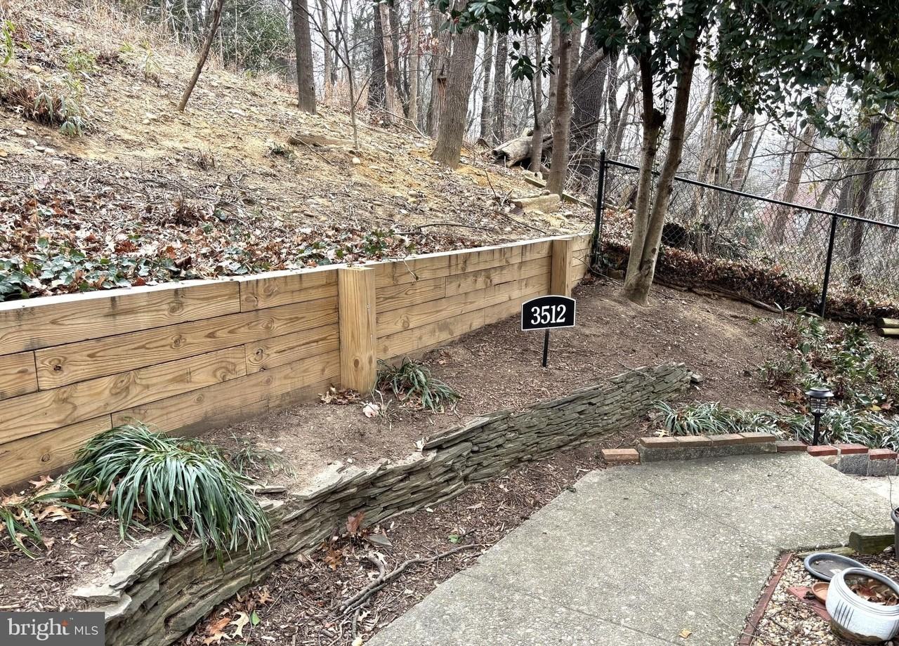 3512 Gunston Rd - Photo 2 of 27