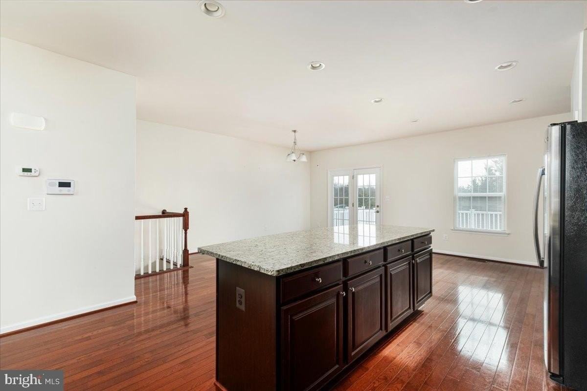 139 Hornbeam Dr - Photo 6 of 35