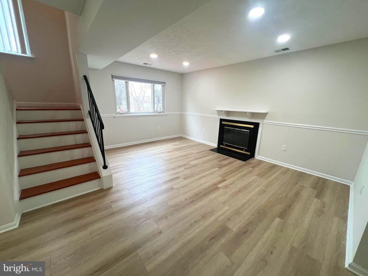 13314 Hollinger Ave - Photo 3 of 26