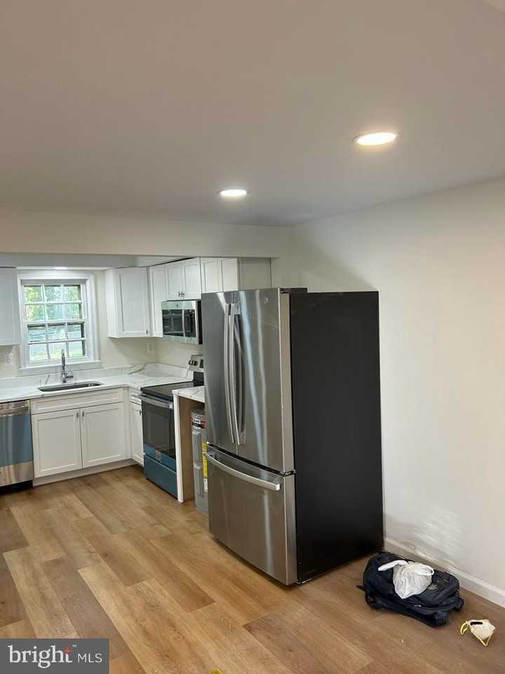 18 North St Ne - Photo 3 of 12