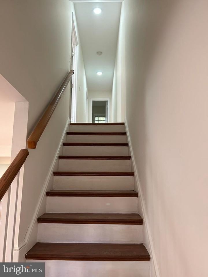 18 North St Ne - Photo 5 of 12