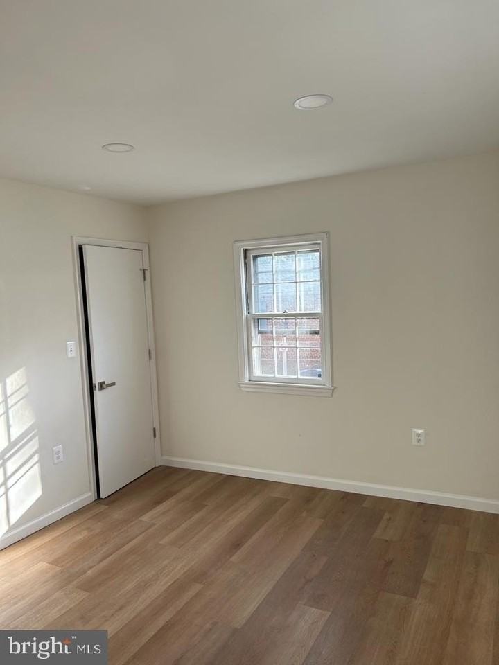 18 North St Ne - Photo 7 of 12