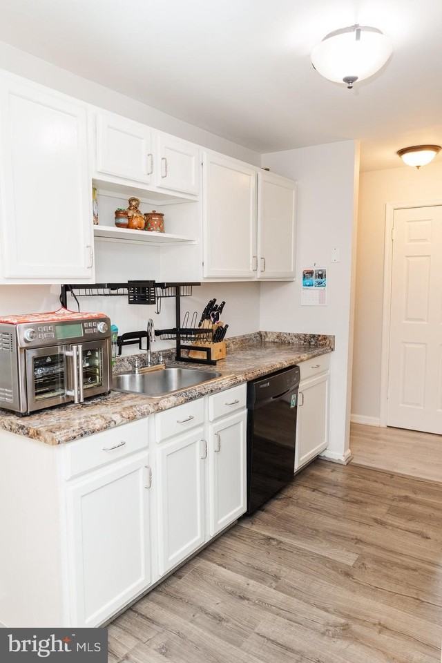 9576 Jayhawk Ter - Photo 6 of 11