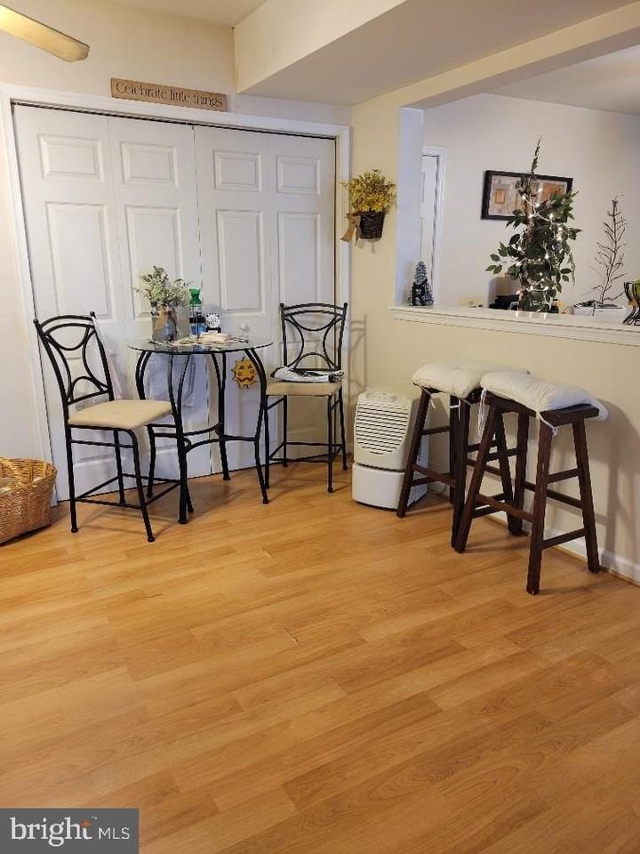 8214 Howard Trl - Photo 6 of 11