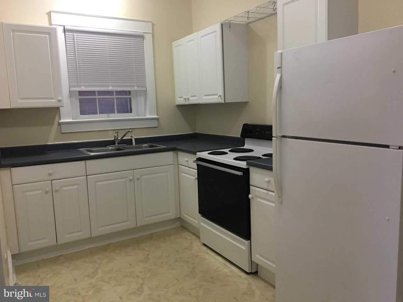 208 W Boscawen St Apt 5 #5 - Photo 3 of 7