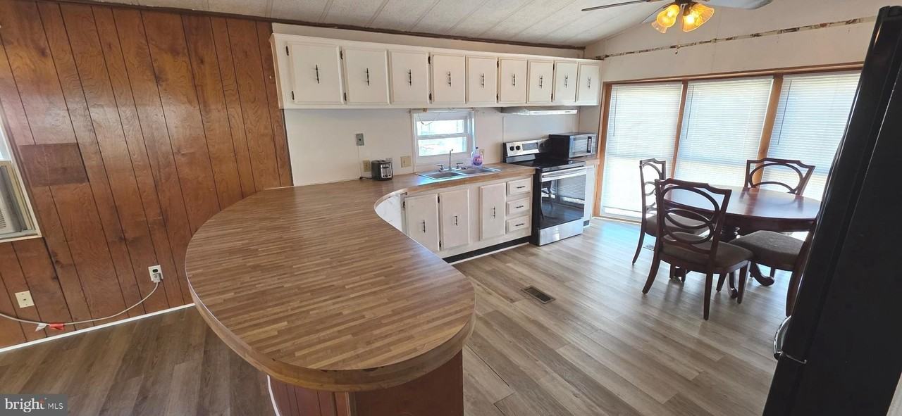 45 High Wind Ln - Photo 4 of 16