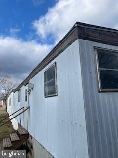 130 Fabric Dr - Photo 2 of 12