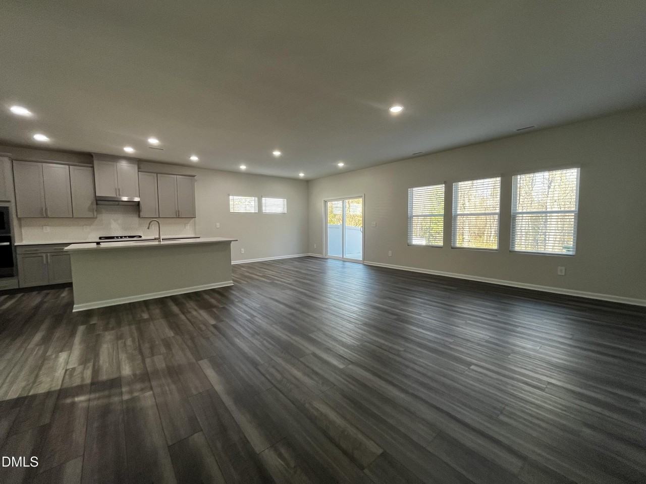 937 Avonmore Dr - Photo 3 of 23