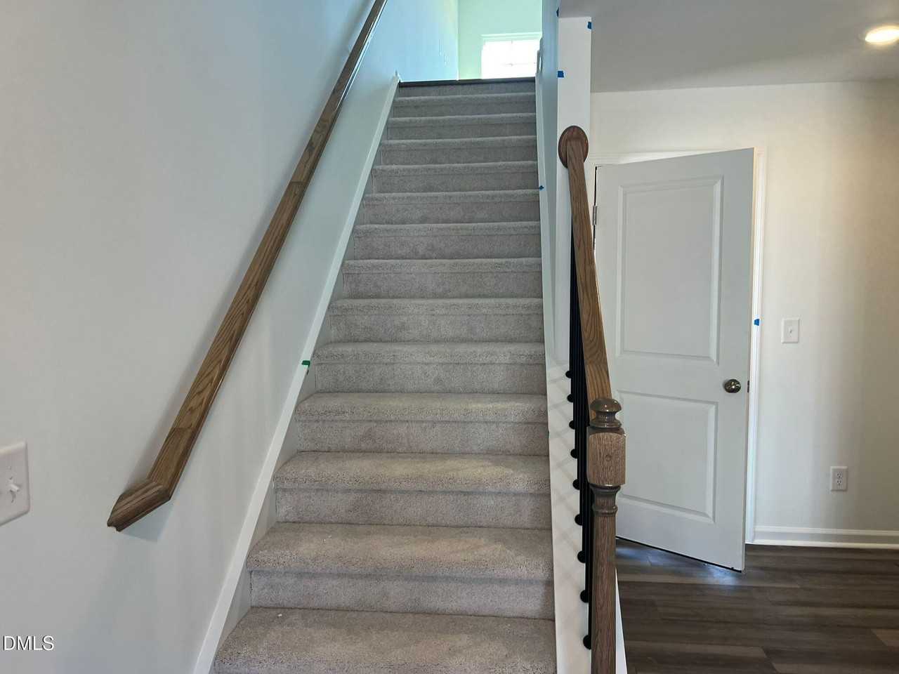 1463 Jay Rd - Photo 3 of 31