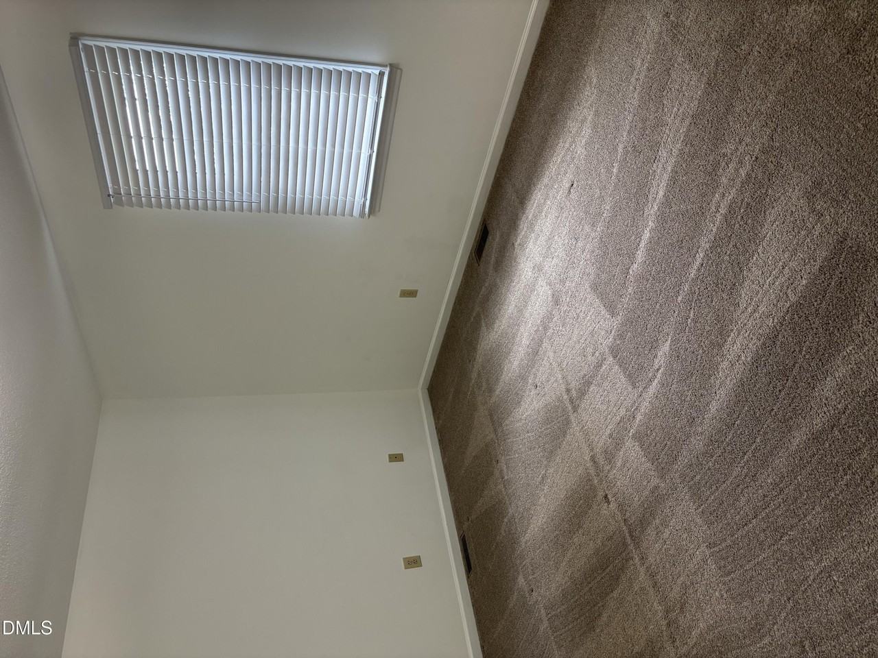 207 S Lincoln St - Photo 7 of 16