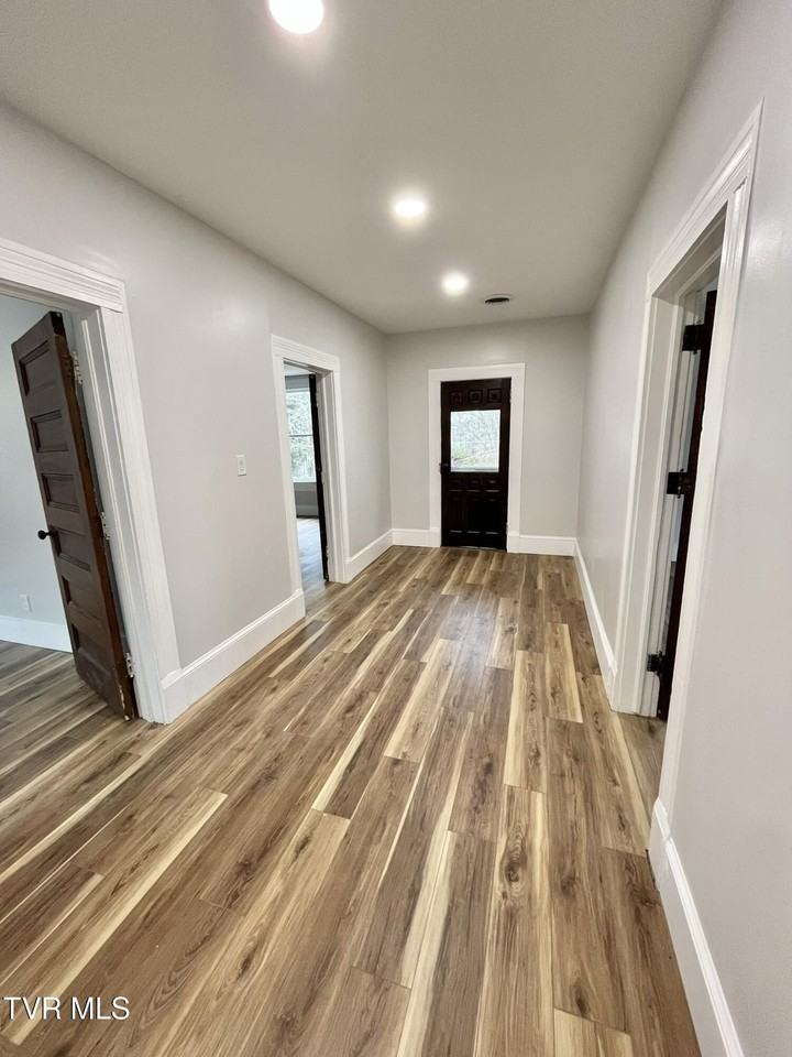 635 Alabama St Apt 2 #2 - Photo 6 of 19