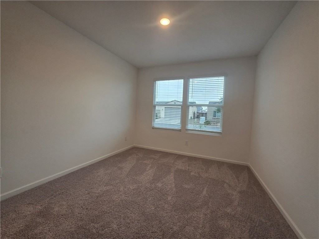 2076 E Desert Greens Dr - Photo 4 of 20