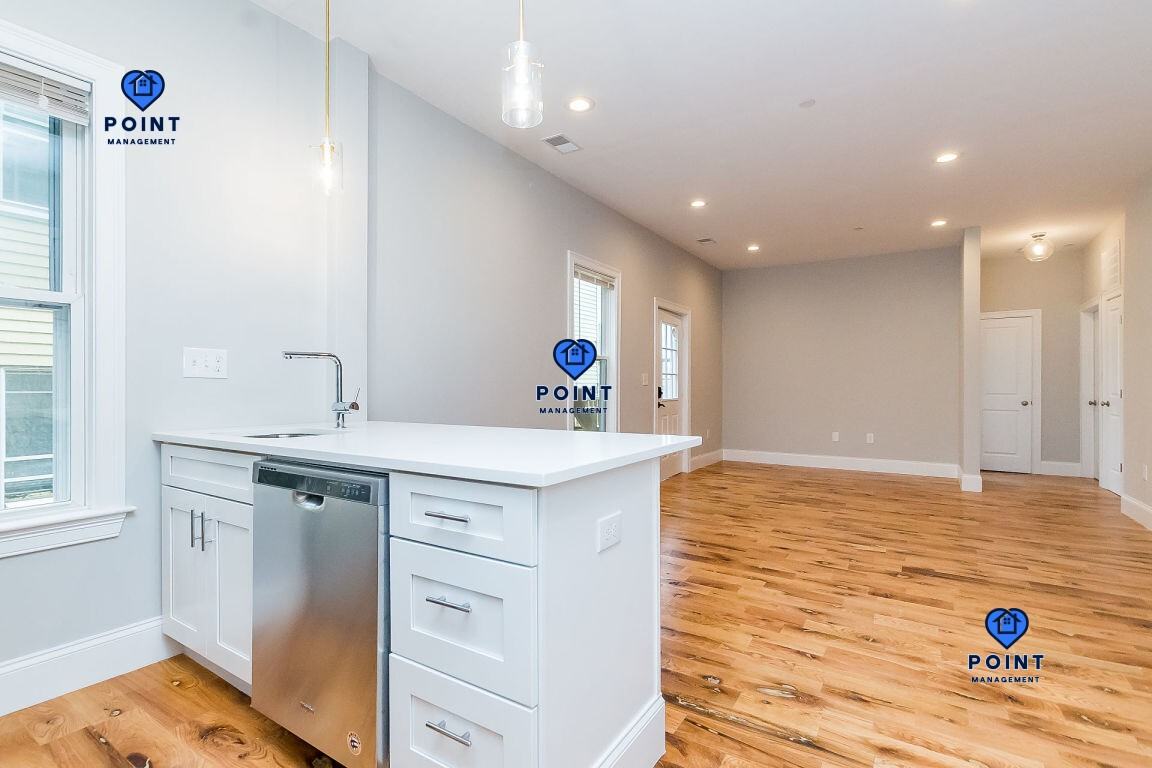 247 Leyden St #2 - Photo 3 of 16