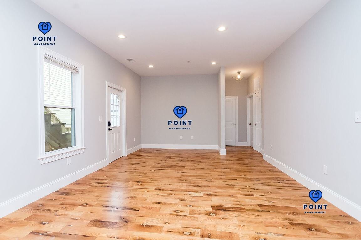 247 Leyden St #2 - Photo 5 of 16