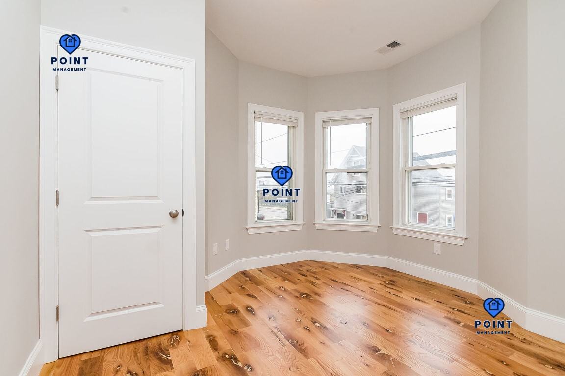 247 Leyden St #2 - Photo 7 of 16