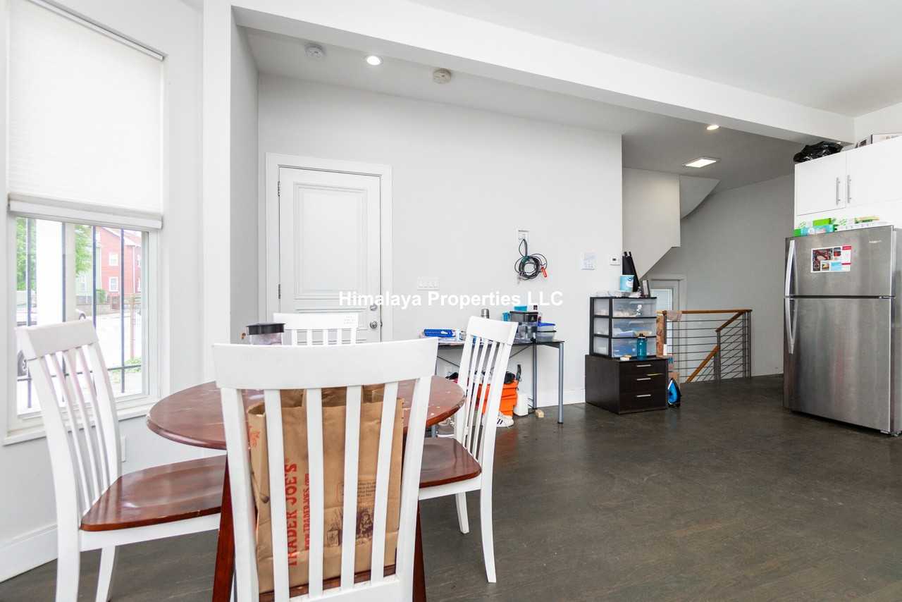 81 Forest St #1 - Photo 5 of 13