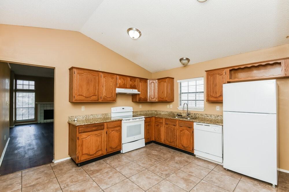 2521 Galemeadow Dr - Photo 5 of 20