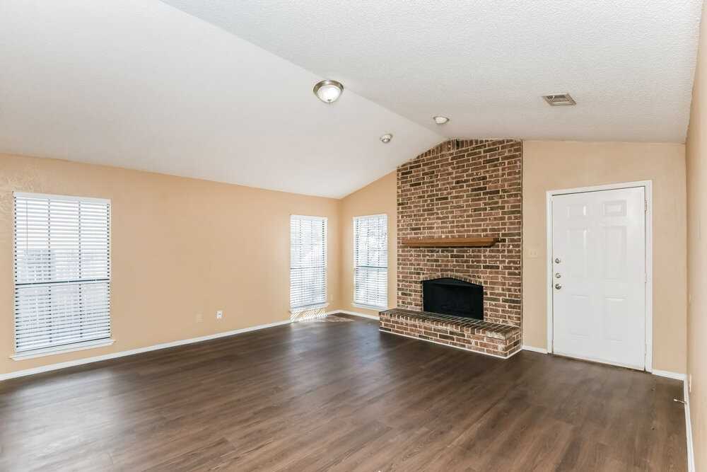 2521 Galemeadow Dr - Photo 7 of 20