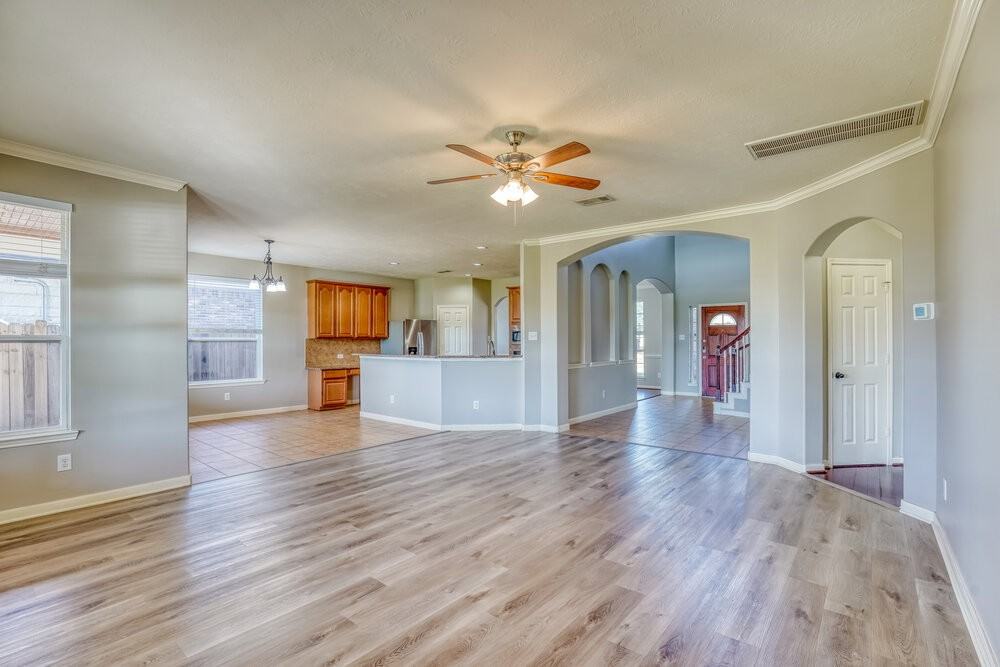 17427 Stamford Oaks Dr - Photo 4 of 17