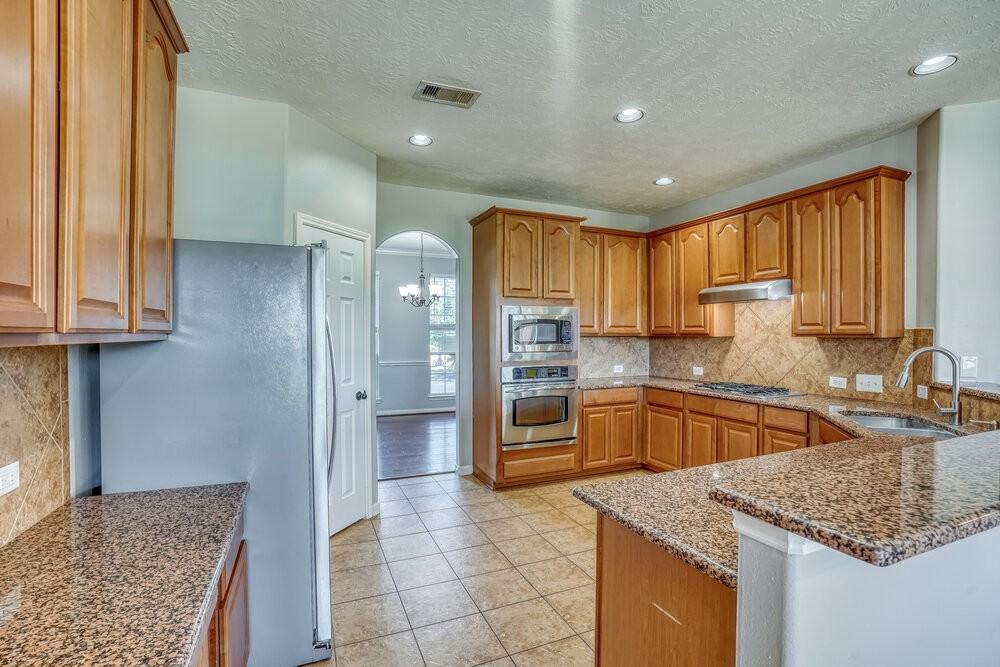 17427 Stamford Oaks Dr - Photo 7 of 17