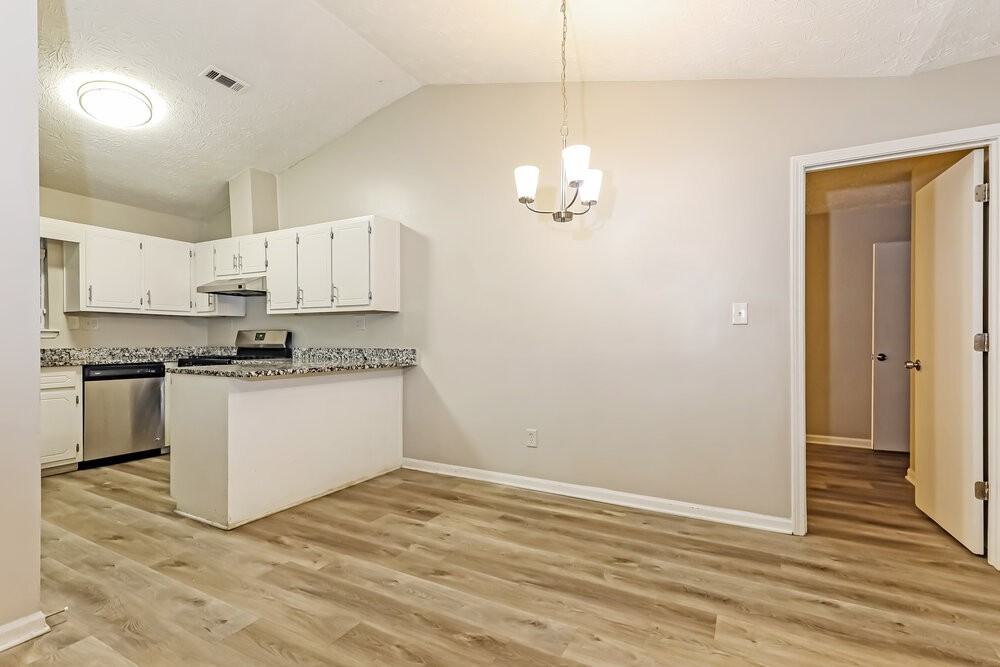 9185 Sunset Dr - Photo 6 of 16