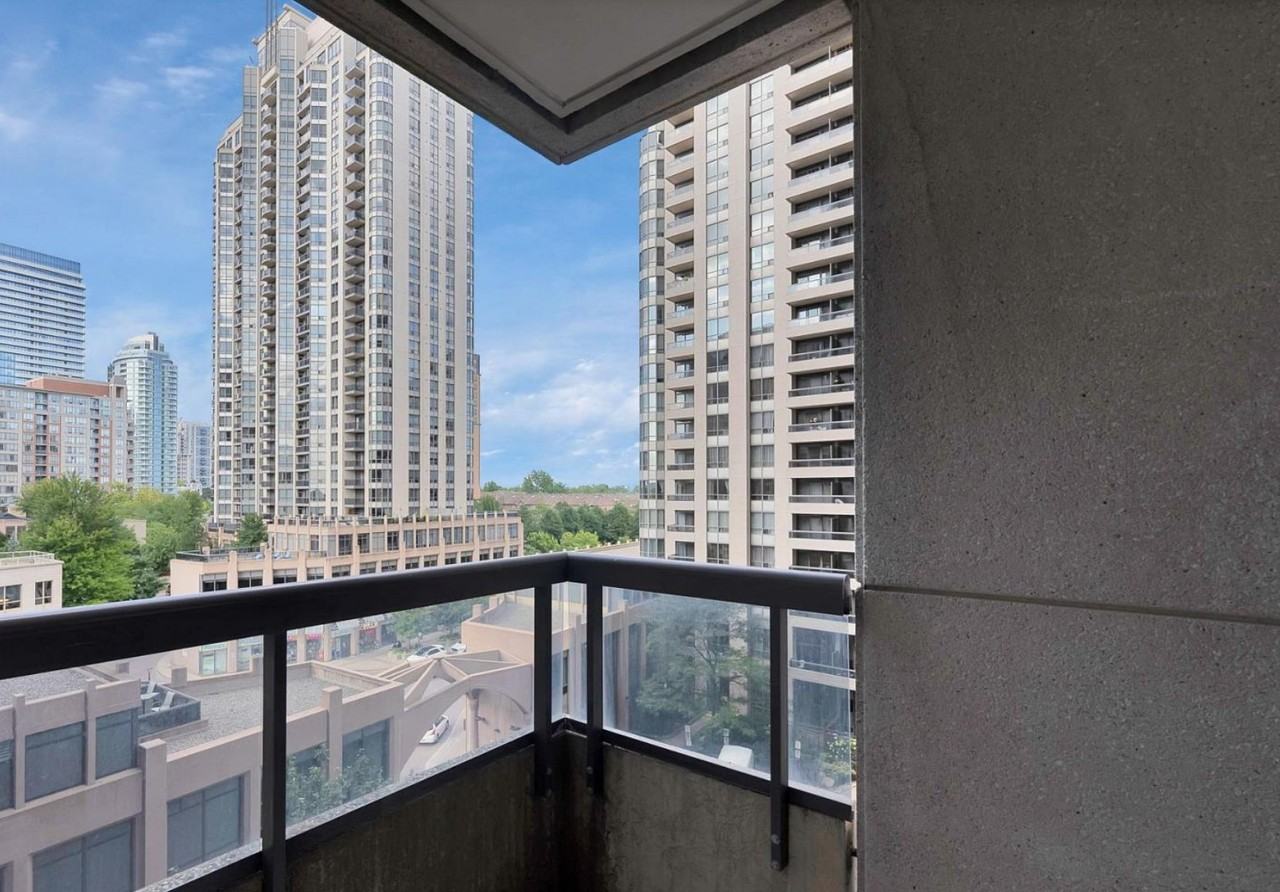 5 Northtown Way - Photo 6 of 14