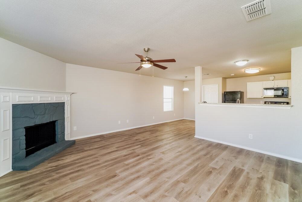 27218 Lasso Bnd - Photo 6 of 17