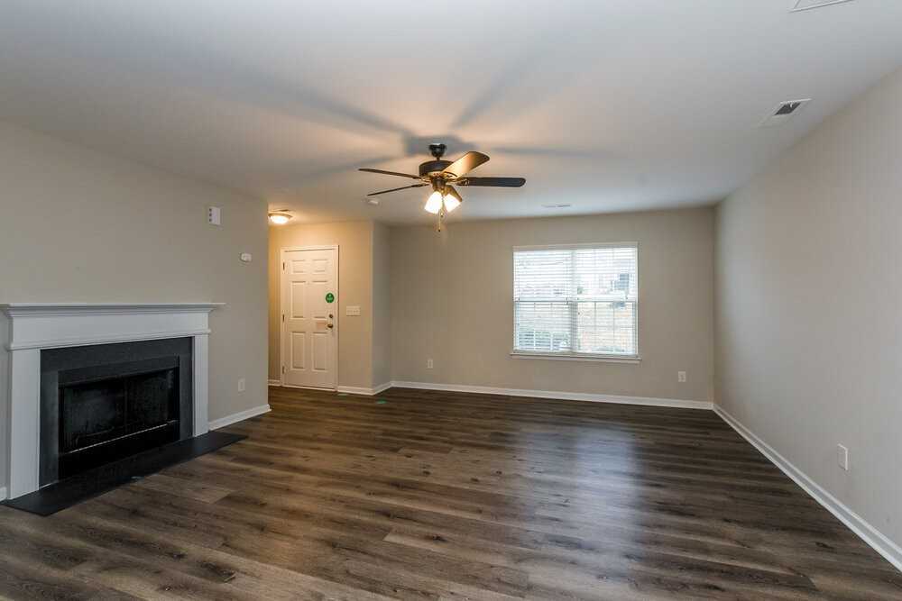 1558 Kindred Cir Nw - Photo 7 of 17