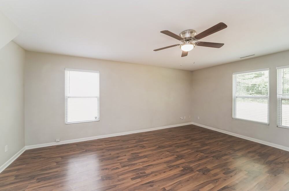 7606 Eben Dr - Photo 5 of 17