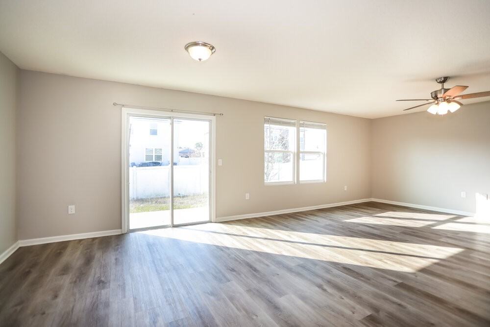 2303 Pebble Point Dr - Photo 5 of 16