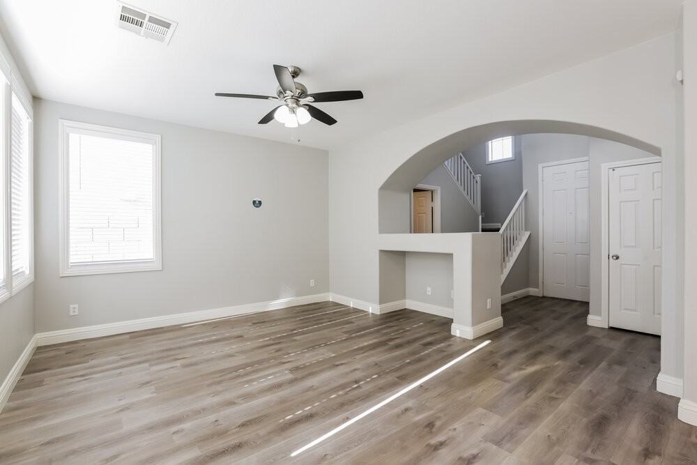 1857 Bayhurst Ave - Photo 6 of 17